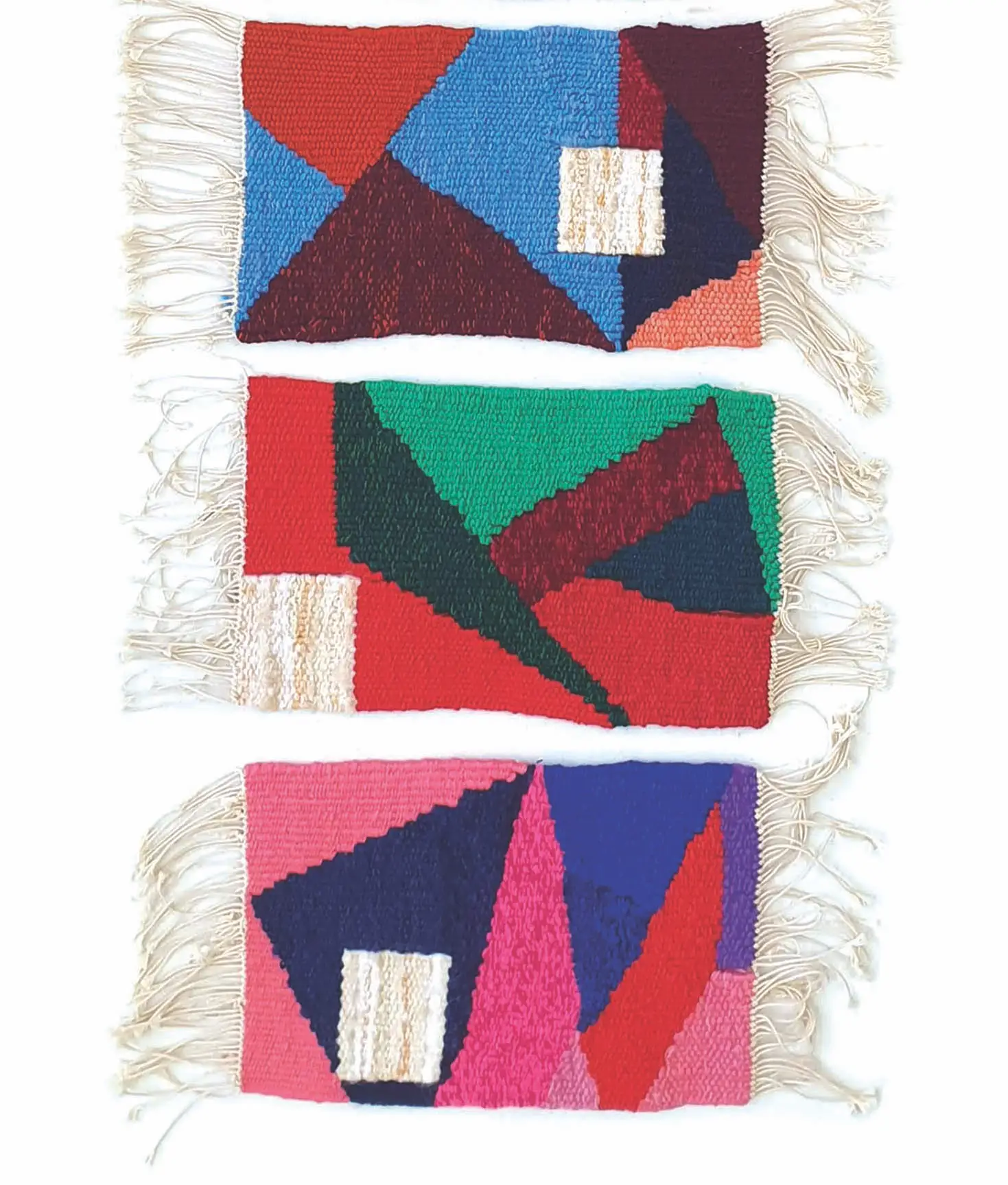 10_OBLIQUE_2023_Billiluna_Tapestry Weaving_dimensions_200cm 300cm each panel_ALL6_CROP