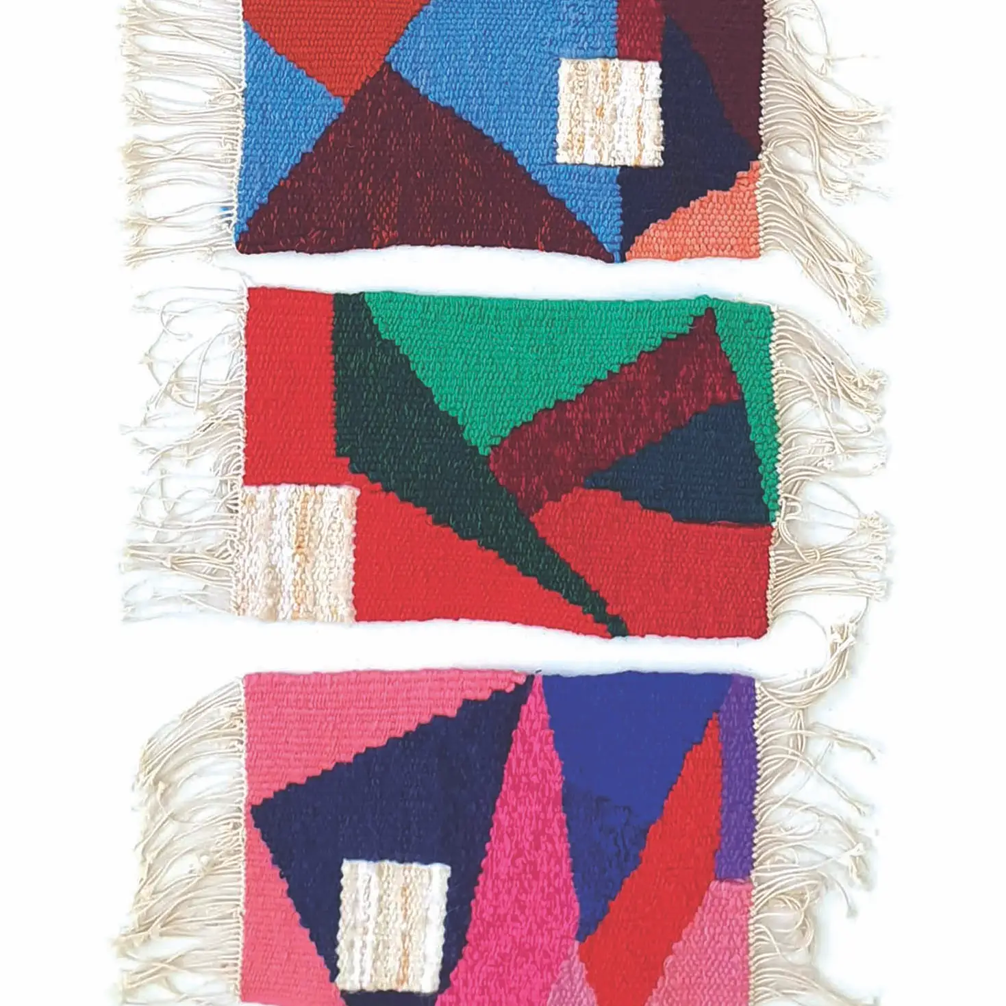 10_OBLIQUE_2023_Billiluna_Tapestry Weaving_dimensions_200cm 300cm  each panel_ALL6_CROP