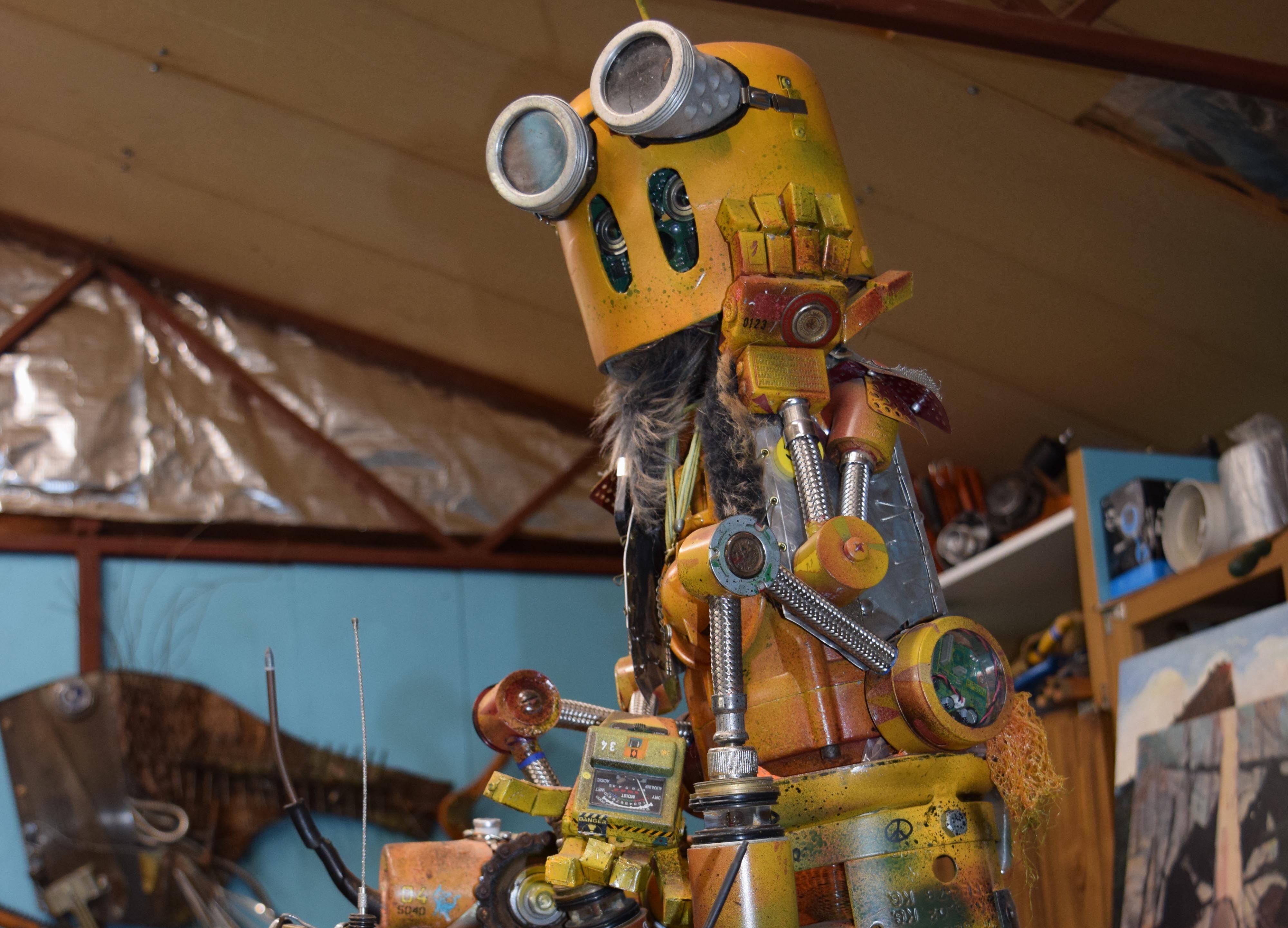 Wille Catcharat urban rat catcher with catchers Fetch & Catcha DSC_0060_LR